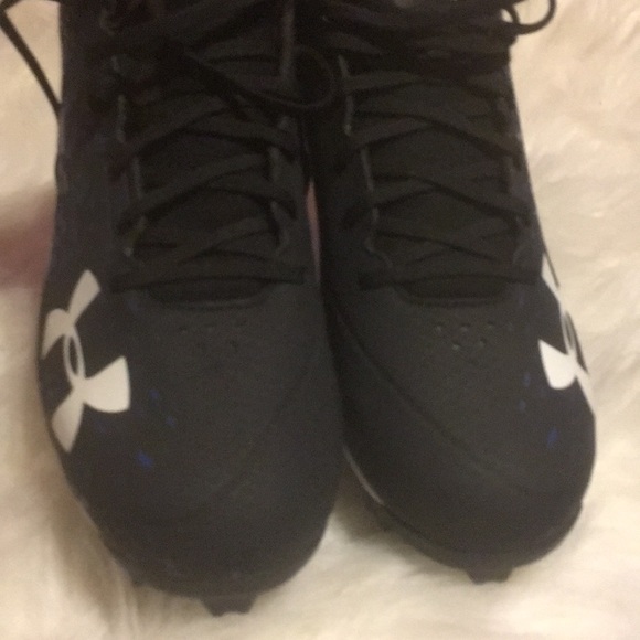 Under armour shoes - Picture 7 of 8